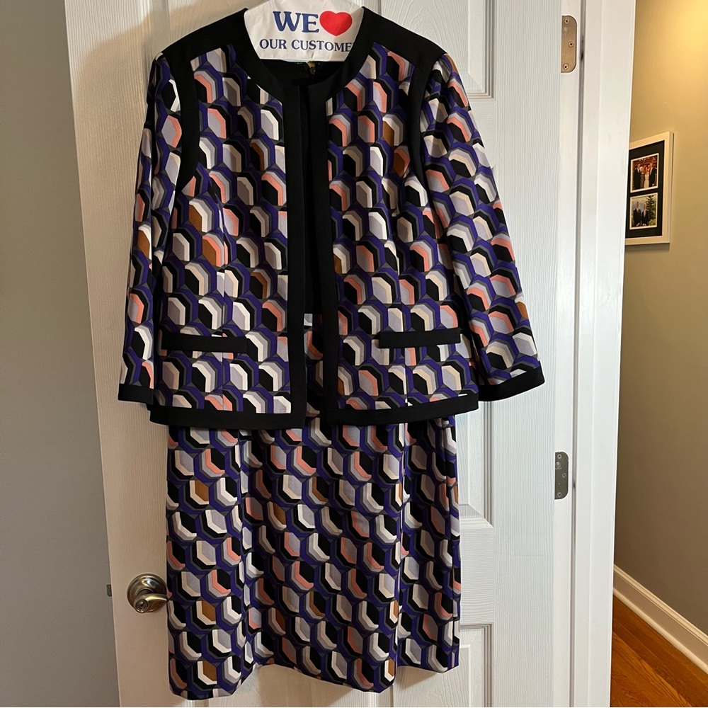 Kasper 14 geometric dress and jacket